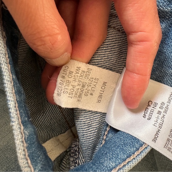 MOTHER Superior Swooner Roller Yoke Crop Flare Jean - Picture 11 of 11